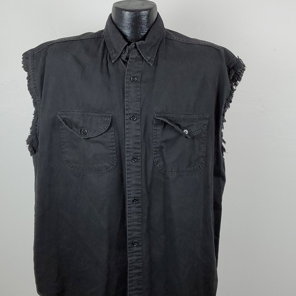 Revolution Gear men shirt buttons up size XL